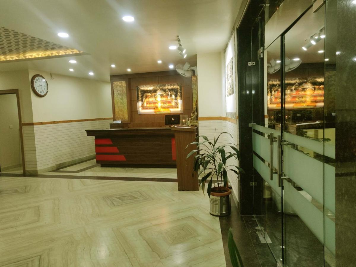 Hotel The Vaishno Devi Hills Katra  Eksteriør billede