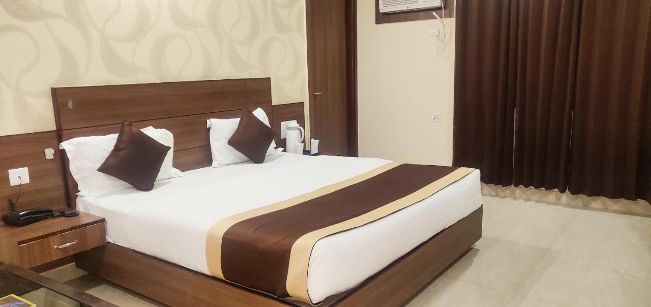 Hotel The Vaishno Devi Hills Katra  Eksteriør billede