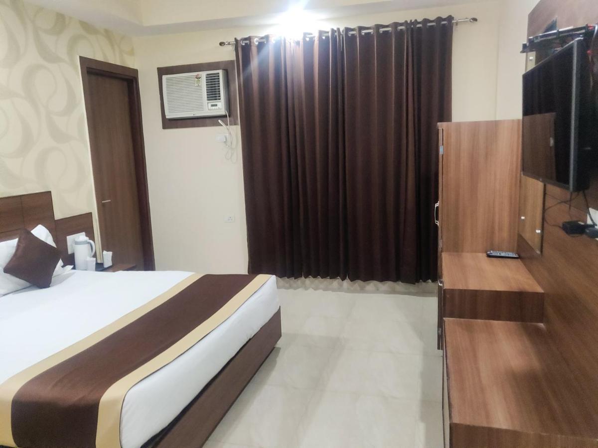 Hotel The Vaishno Devi Hills Katra  Eksteriør billede