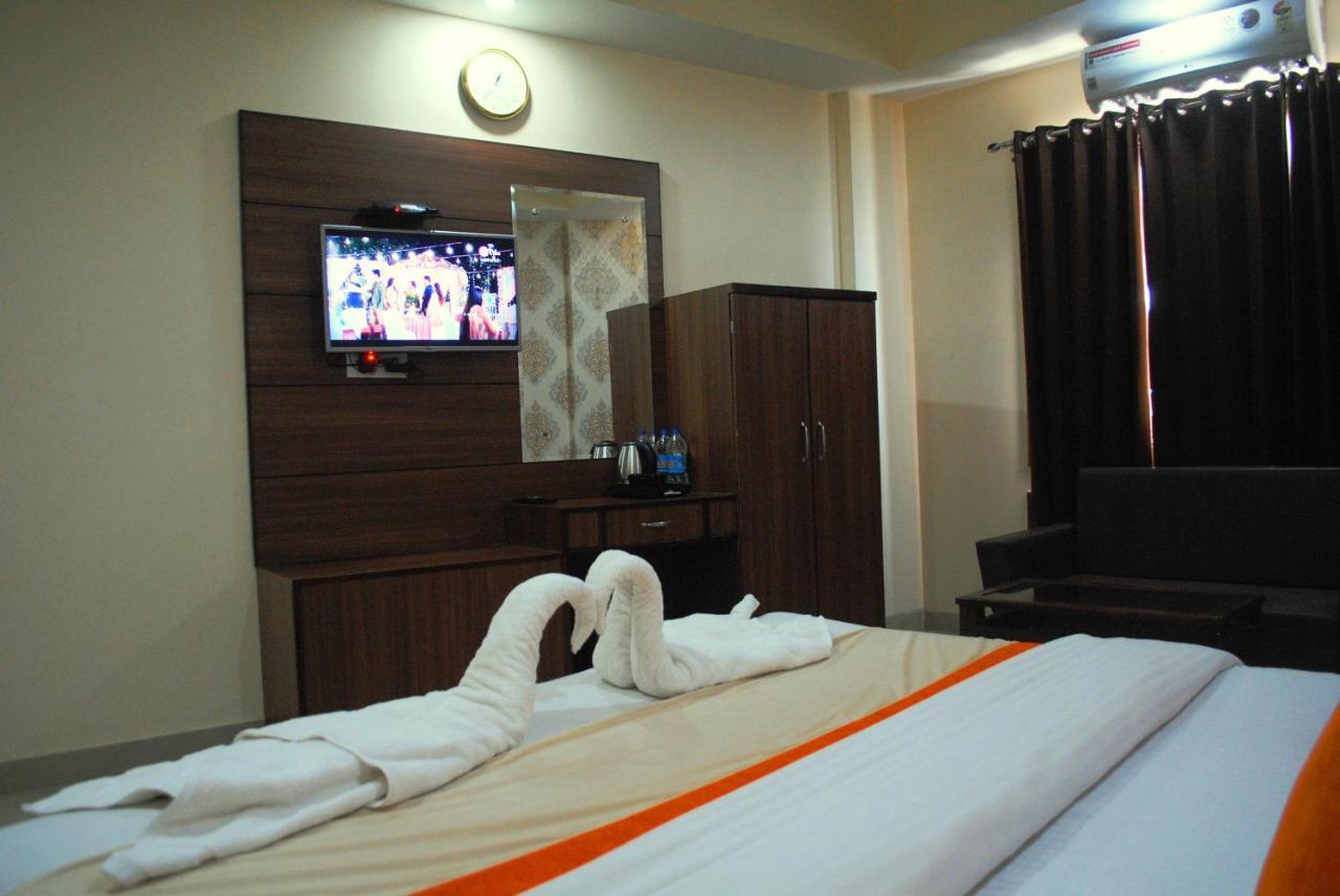 Hotel The Vaishno Devi Hills Katra  Eksteriør billede